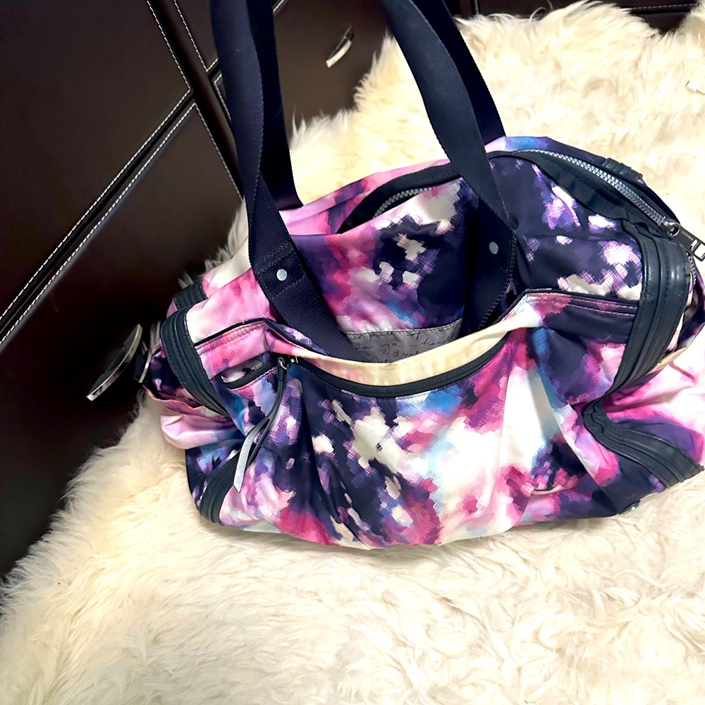Lulu Lemon Duffle Bag